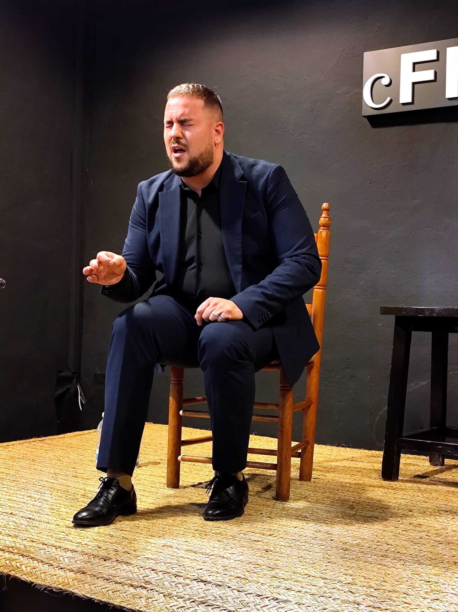 El Calabrés en el escenario